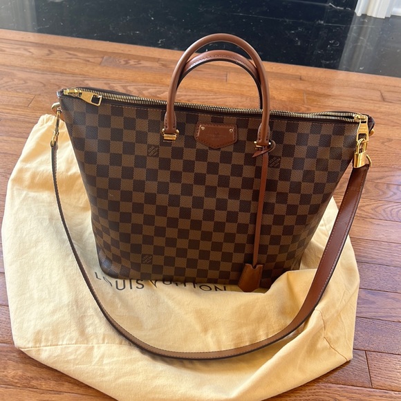 Louis Vuitton Handbag - Picture 1 of 8
